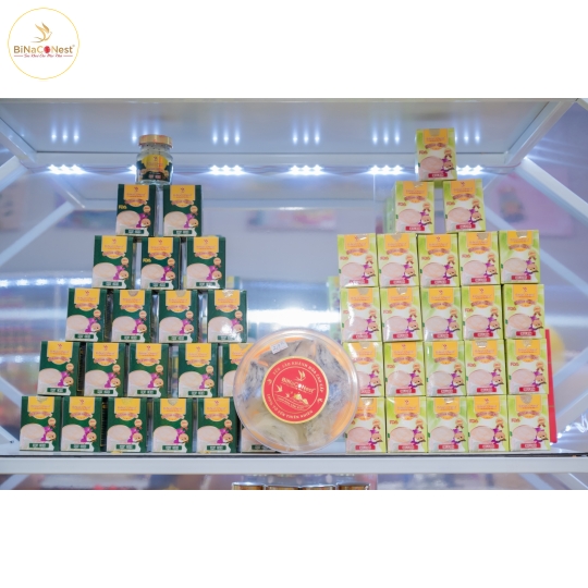 TỔ YẾN CHƯNG HẠT CHIA