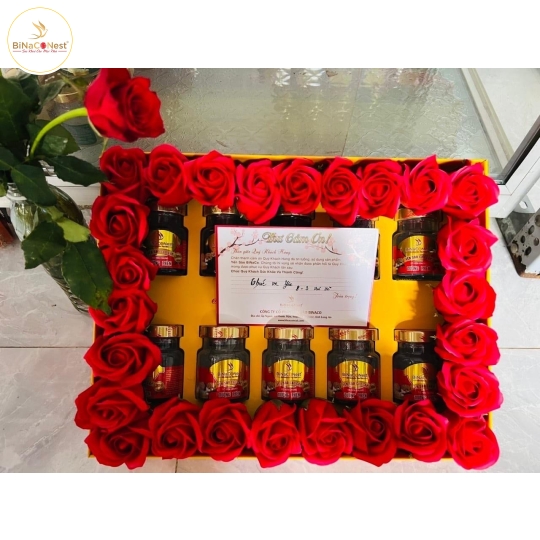 HỘP QUÀ YẾN HOA HỒNG
